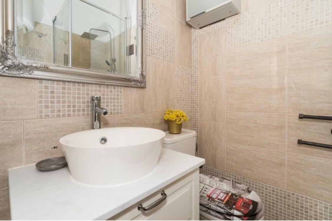 Apartmán Little Place Near Sea Apartman Jesenice  Exteriér fotografie